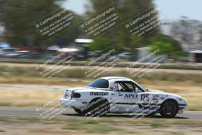 media/Jun-01-2024-CalClub SCCA (Sat) [[0aa0dc4a91]]/Group 3/Race/